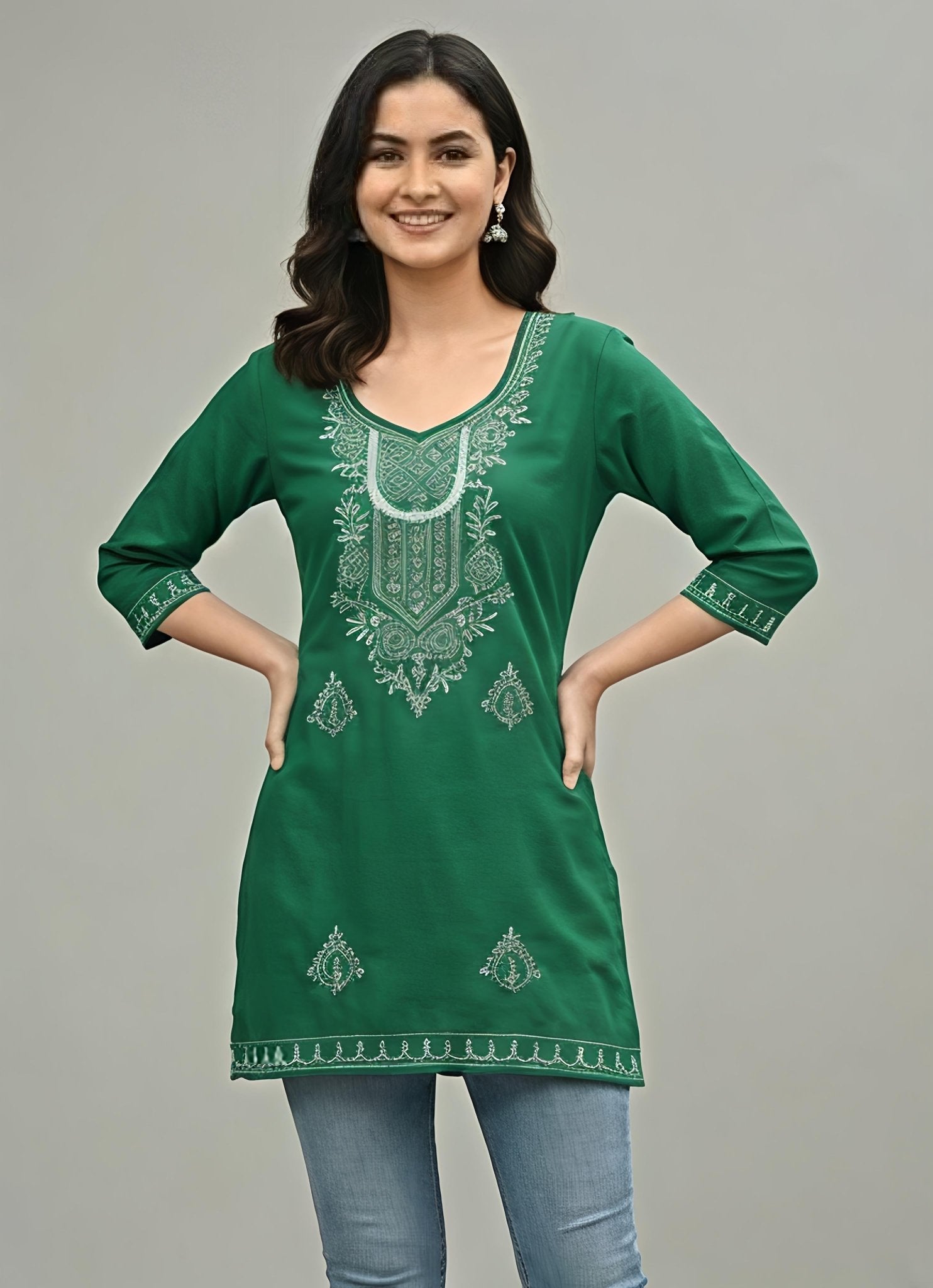 Cyenora V Neck Women’s Green Embroidered Kurti - Cyenora
